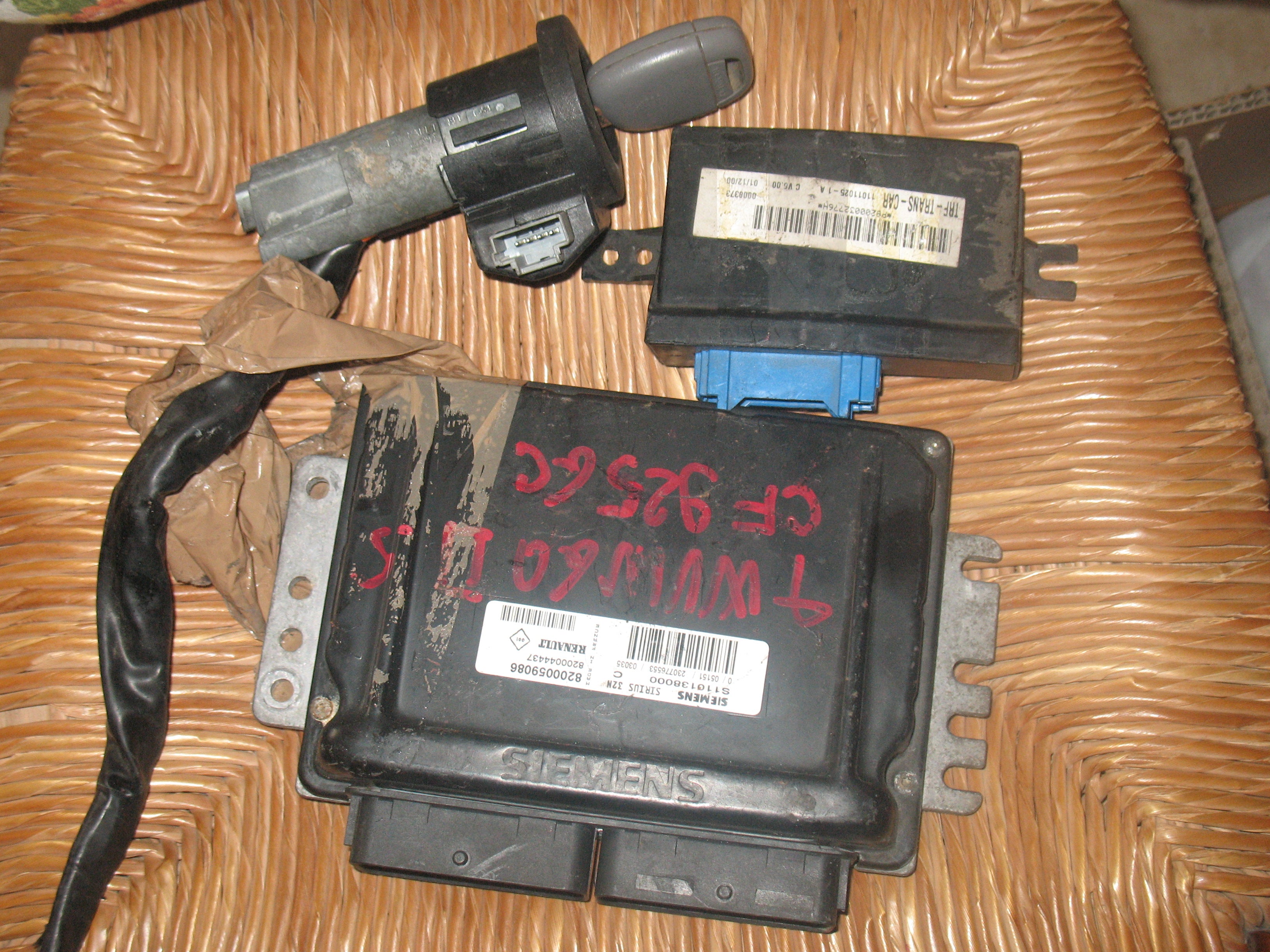 Kit ecu Renault Megane Scenic twingo Clio