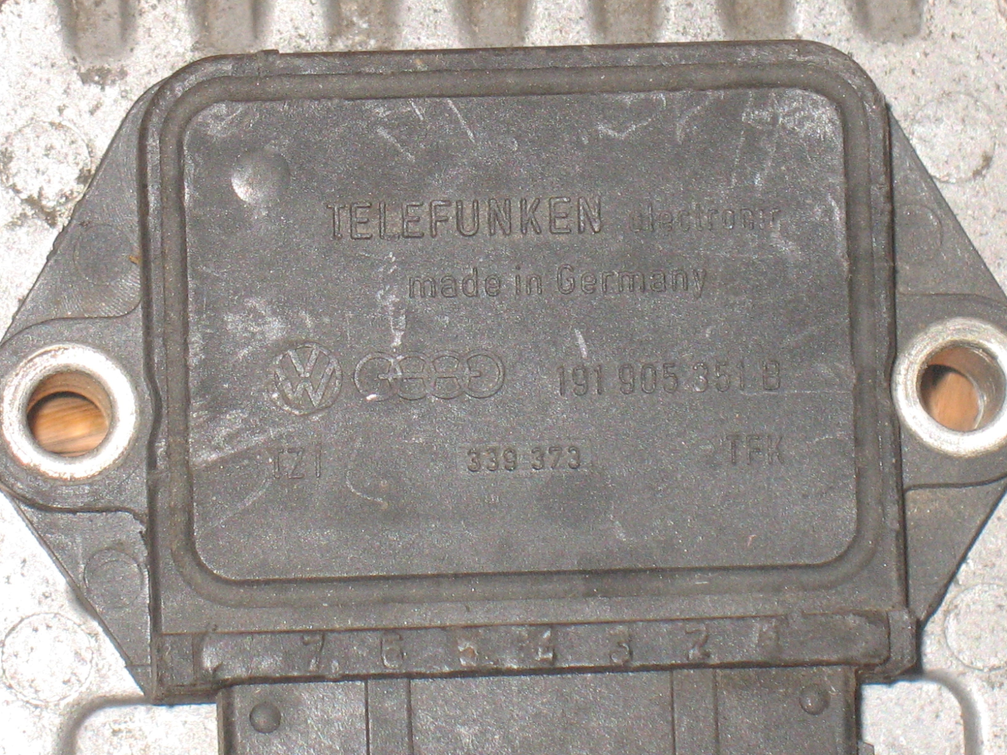 CENTRALINA ELETTRONICA ACCENSIONE AUDI 100 A6 VW GOLF II - VOLKSWAGEN 191905351B