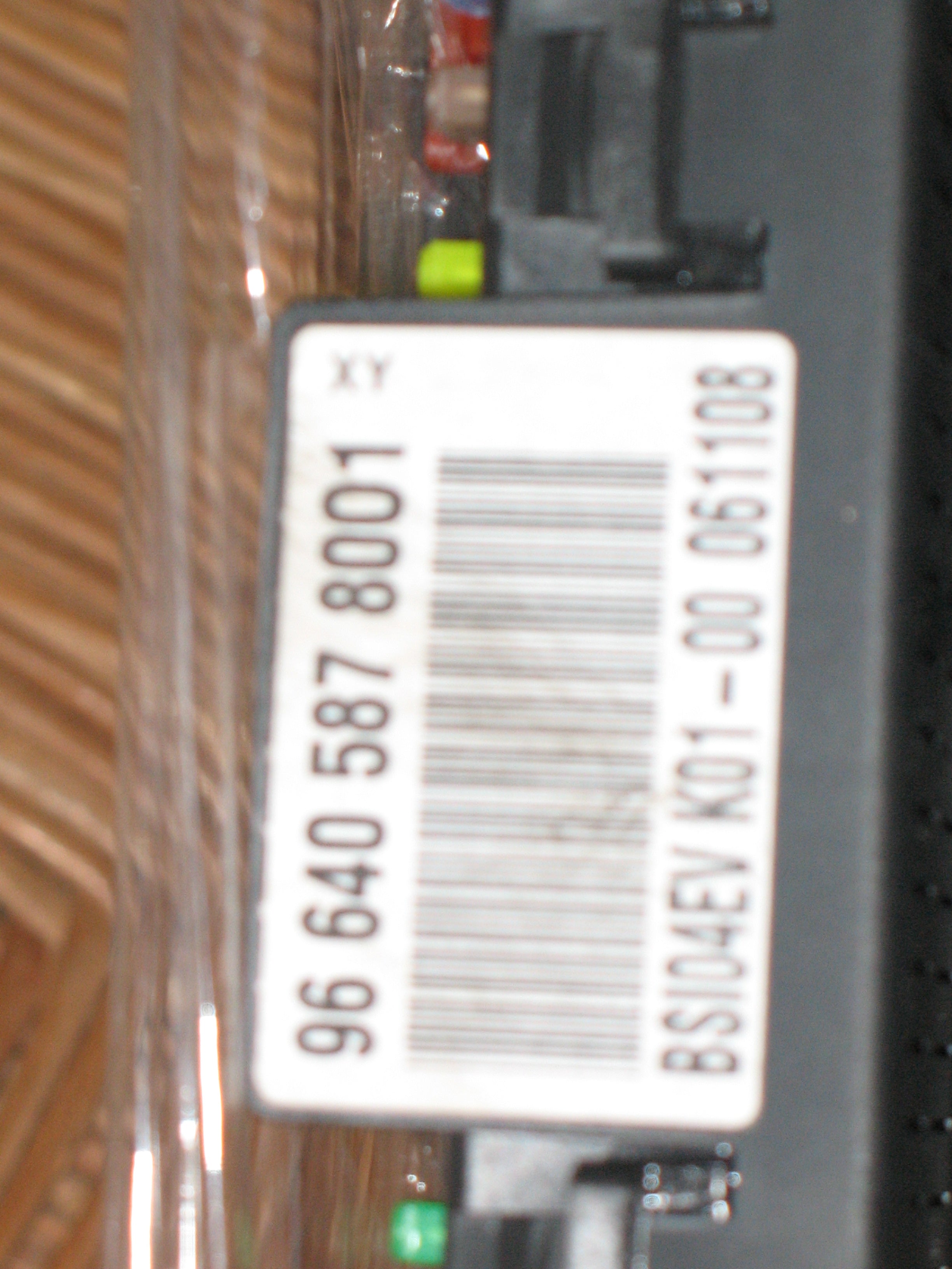 kit ECU DELPHI R0413C024A PSA 9663548180- 9665996080- 28161149 BSI CITROEN 2.0 HDI 966405878001 con blocchetto chiave