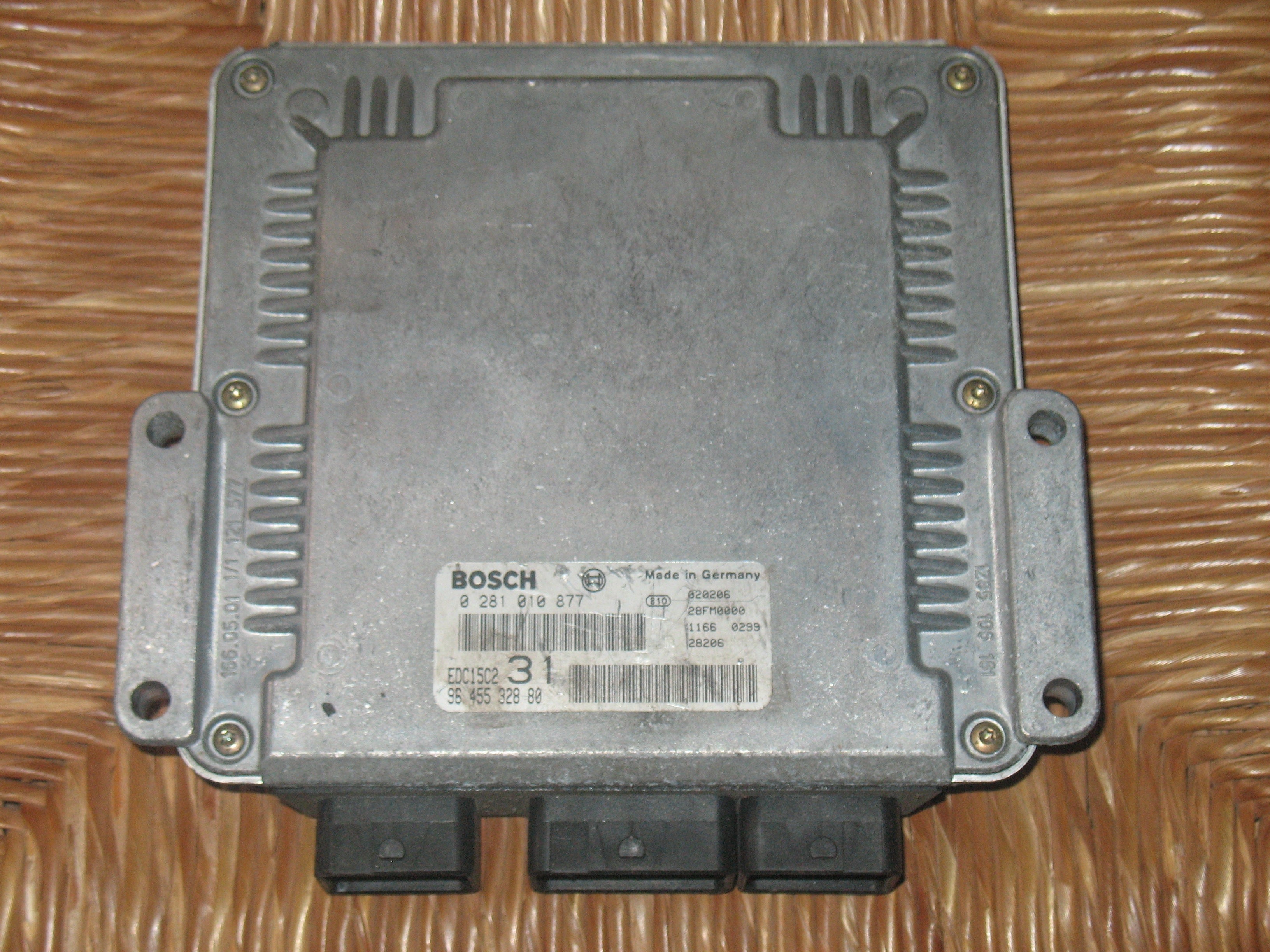 CENTRALINA PEUGEOT 2.2 HDI BOSCH 0281010877 96 455 328 80 9645532880