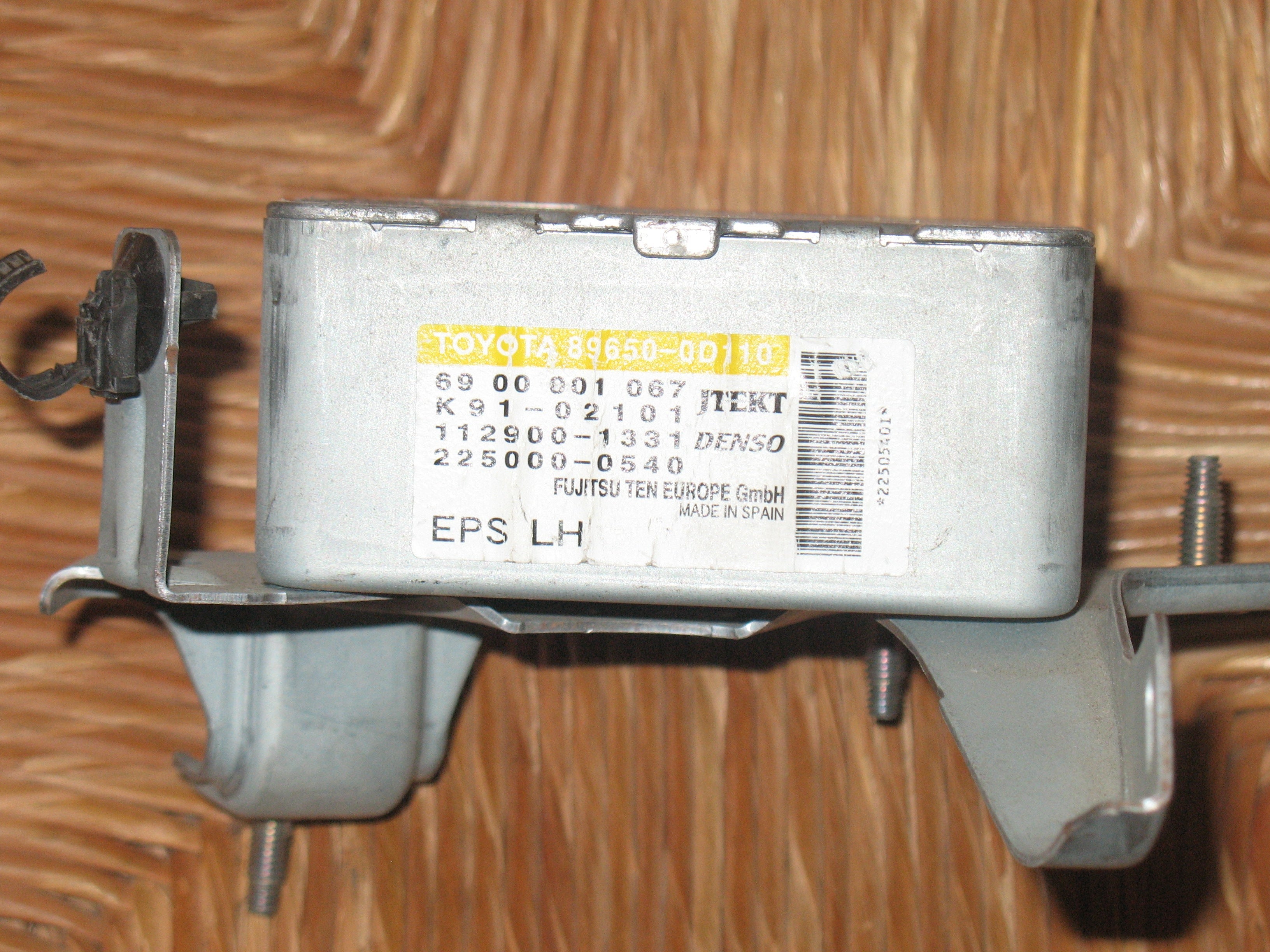 Ecu centralina servosterzo toyota yarys 896500d110 6900001067