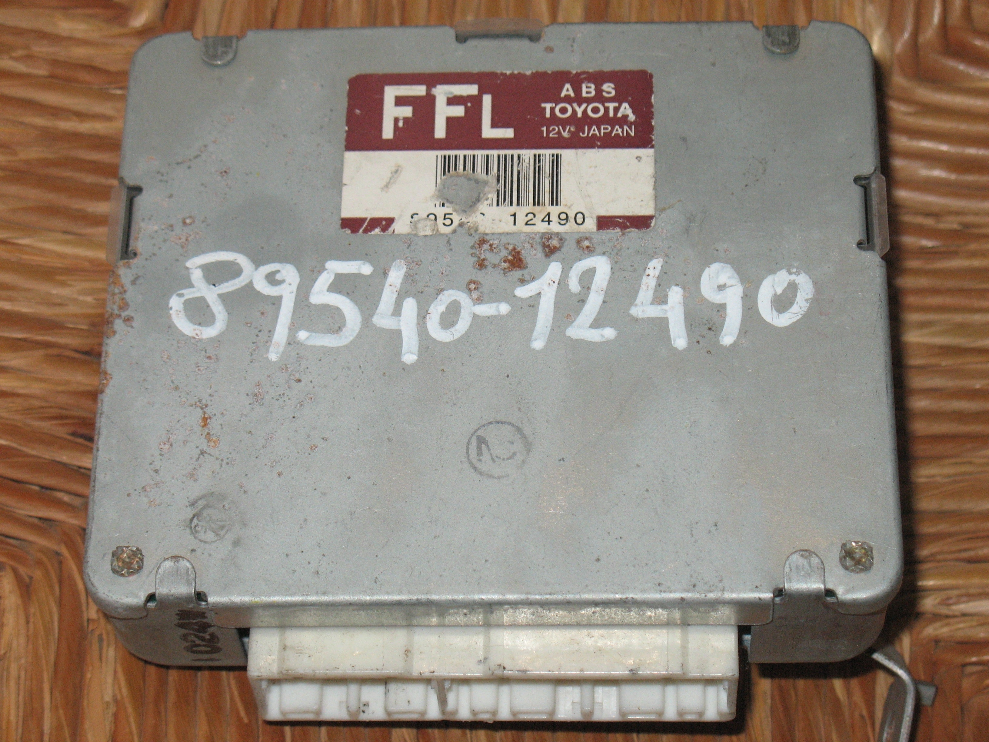 TOYOTA COROLLA 1.5L 1998 Abs Computer Oem 89540-12490 8954012490