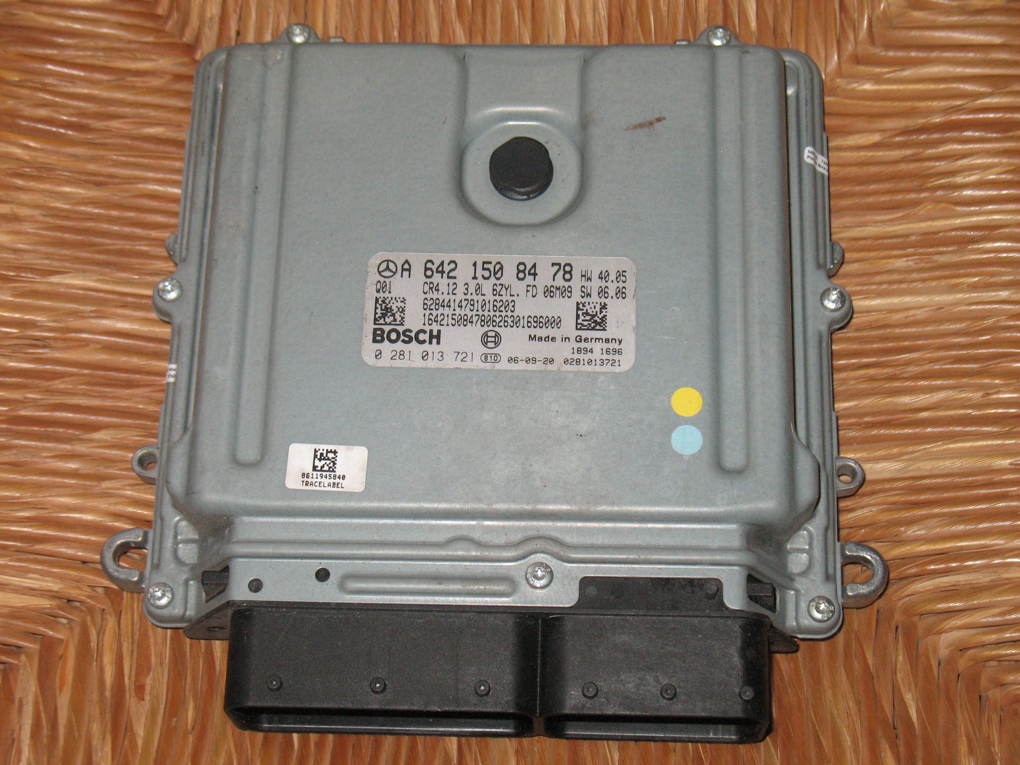 CENTRALINA MOTORE ECU Mercedes-Benz Classe E (W211) A6421508478 0281013721