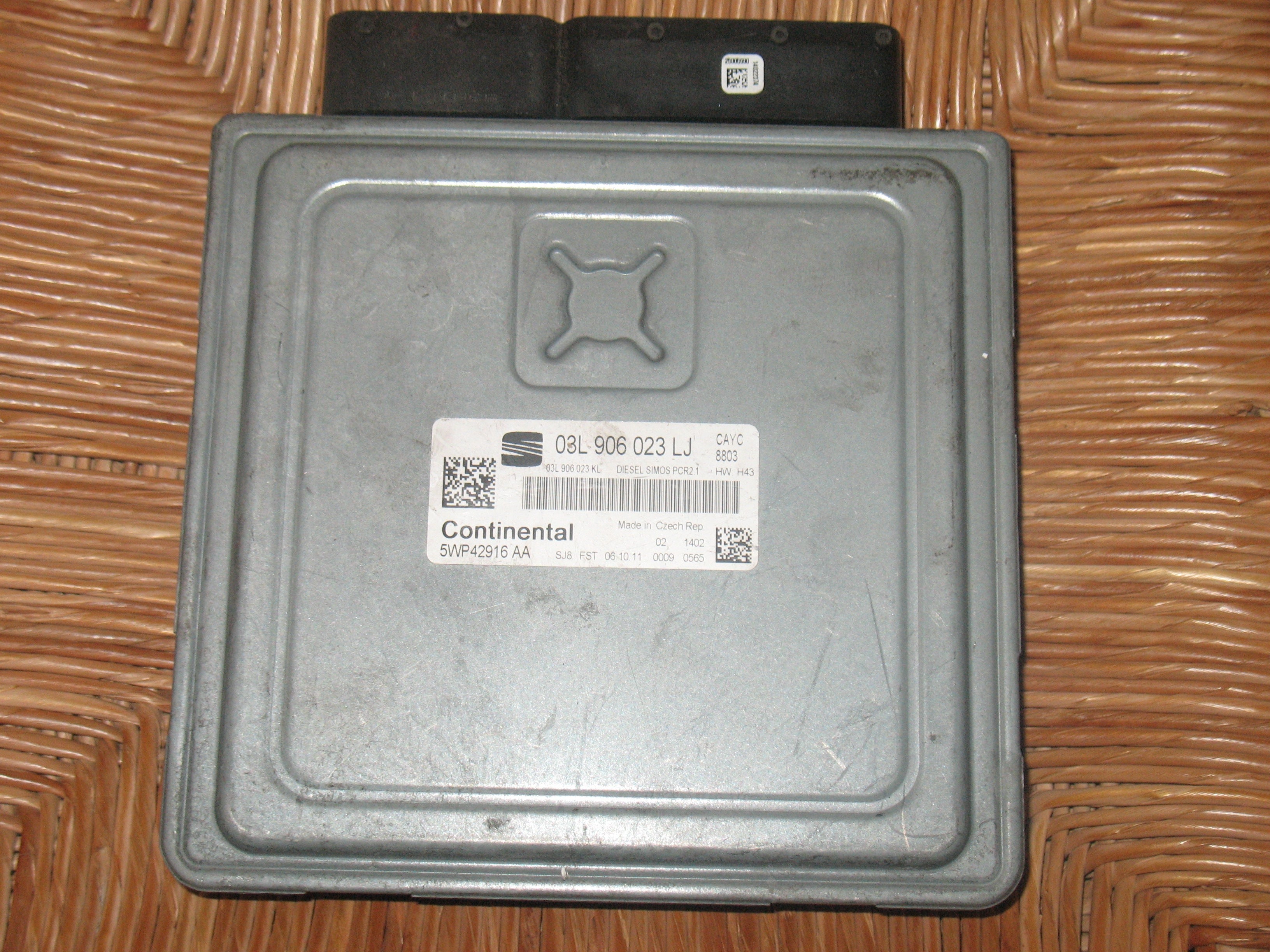 ECU SEAT ALTEA XL 1.6 TDi 03L906023JL  5WP42916AA 5WP42916 AA DIESEL SIMOS PCR2.1