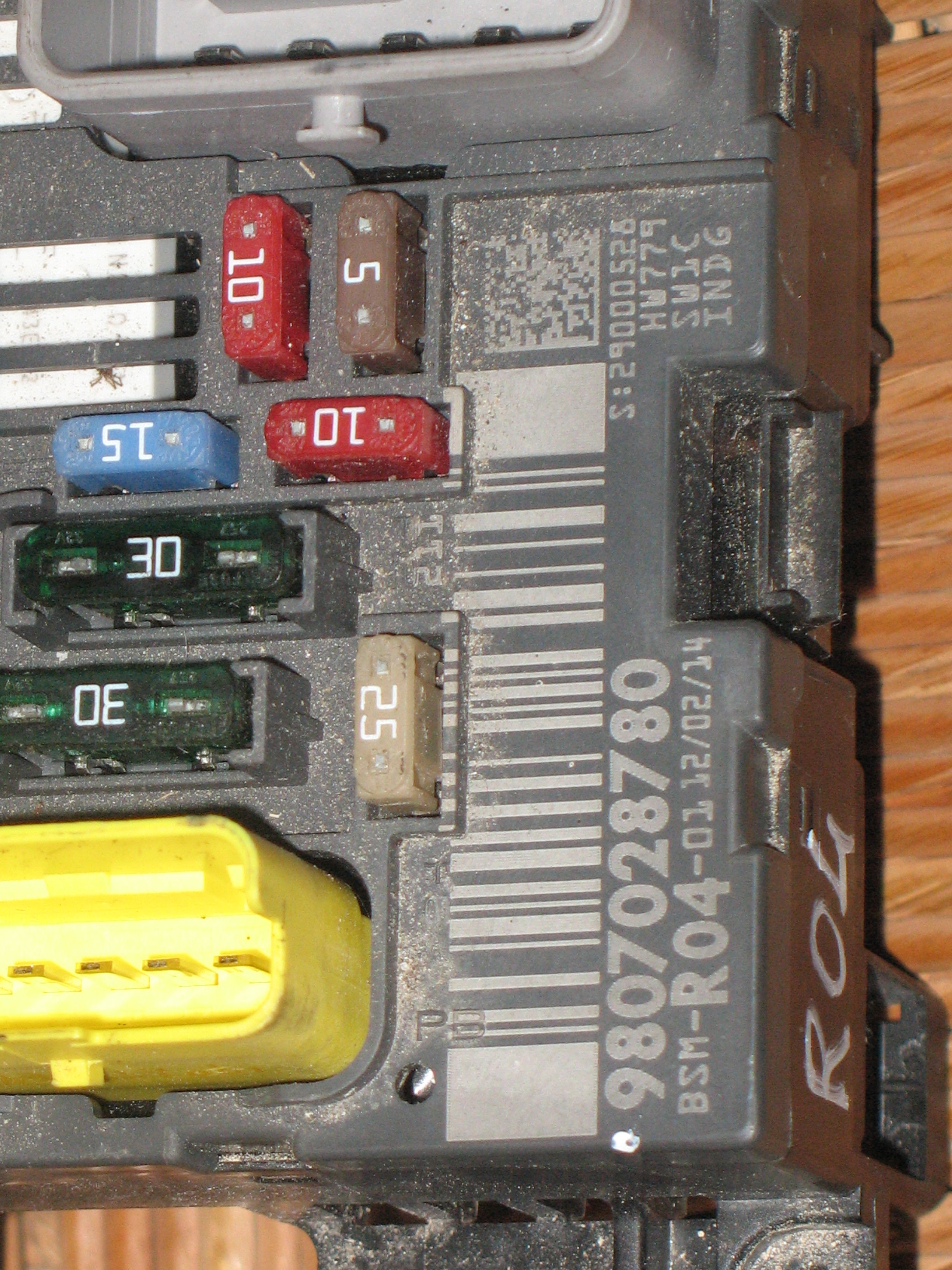 9807028780 CENTRALINA FUSIBILI RELÈ CITROEN BERLINGO 1.6 D 73KW 5M 5P BSM R04