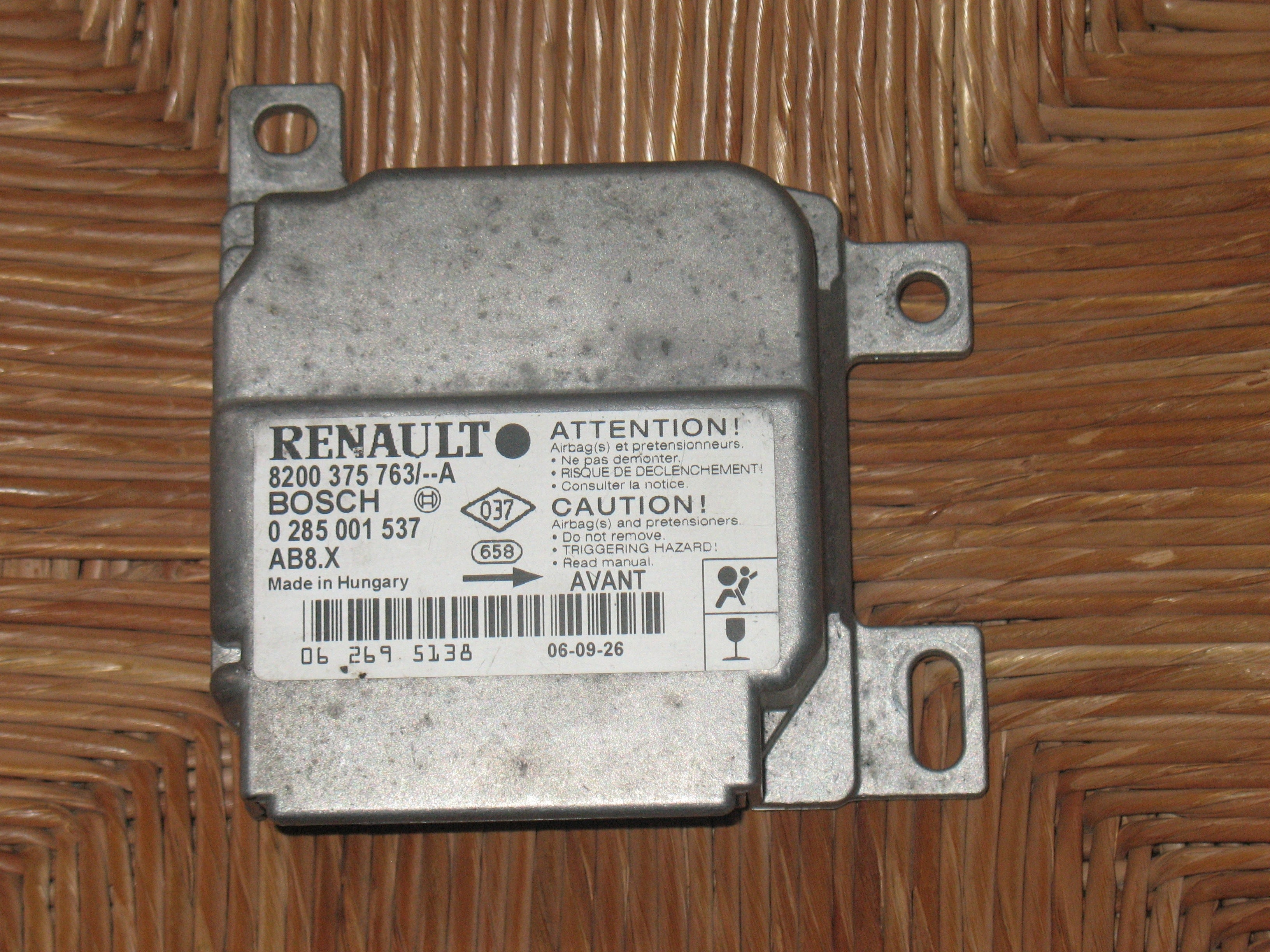 Centralina Airbag Renault Clio II BOSCH 0285001537 8200375763 AB8X