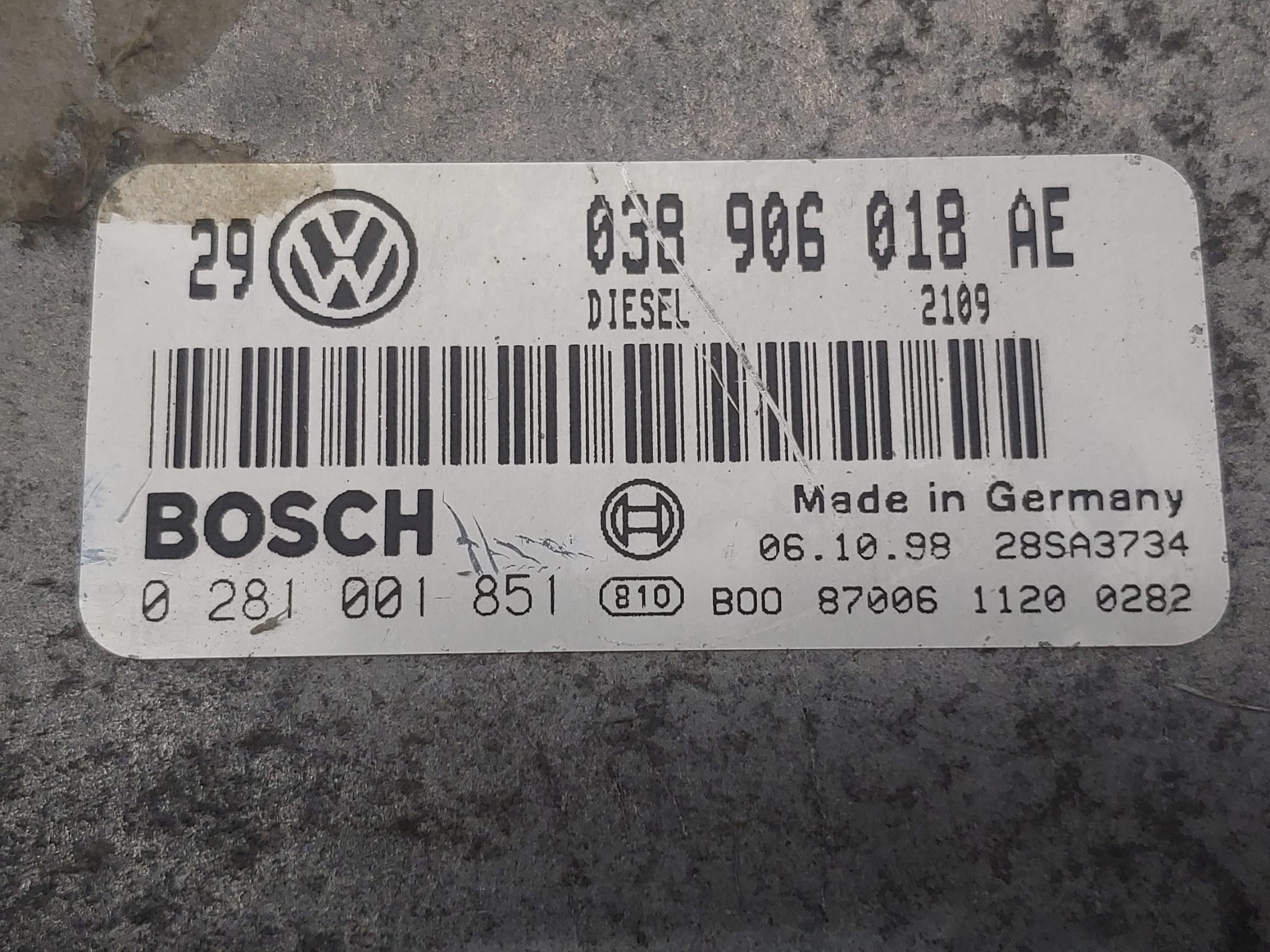 CENTRALINA MOTORE VW VOLKSWAGEN GOLF BORA 1.9 TDI 038906018AE BOSCH 028100185 EDC 15V-5.361 DIESEL 2140 28SA3814