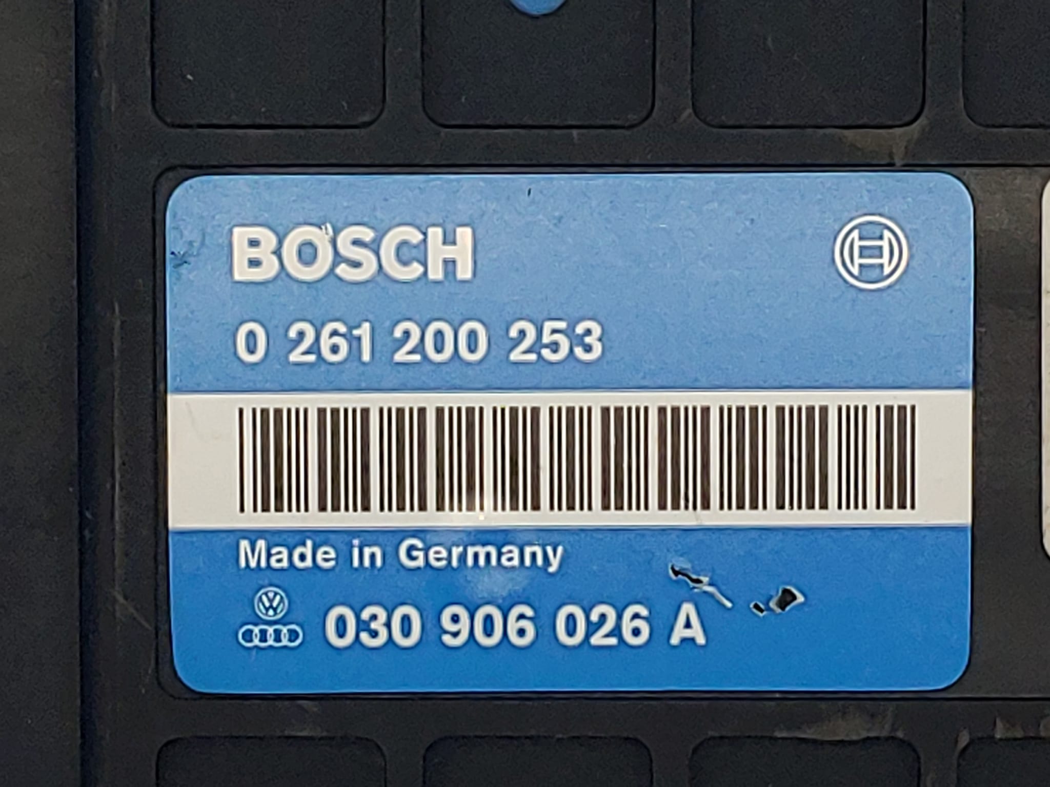 Volkswagen POLO 1.0 1990-91 ECU BOSCH 0261200253 - 0309 06026A