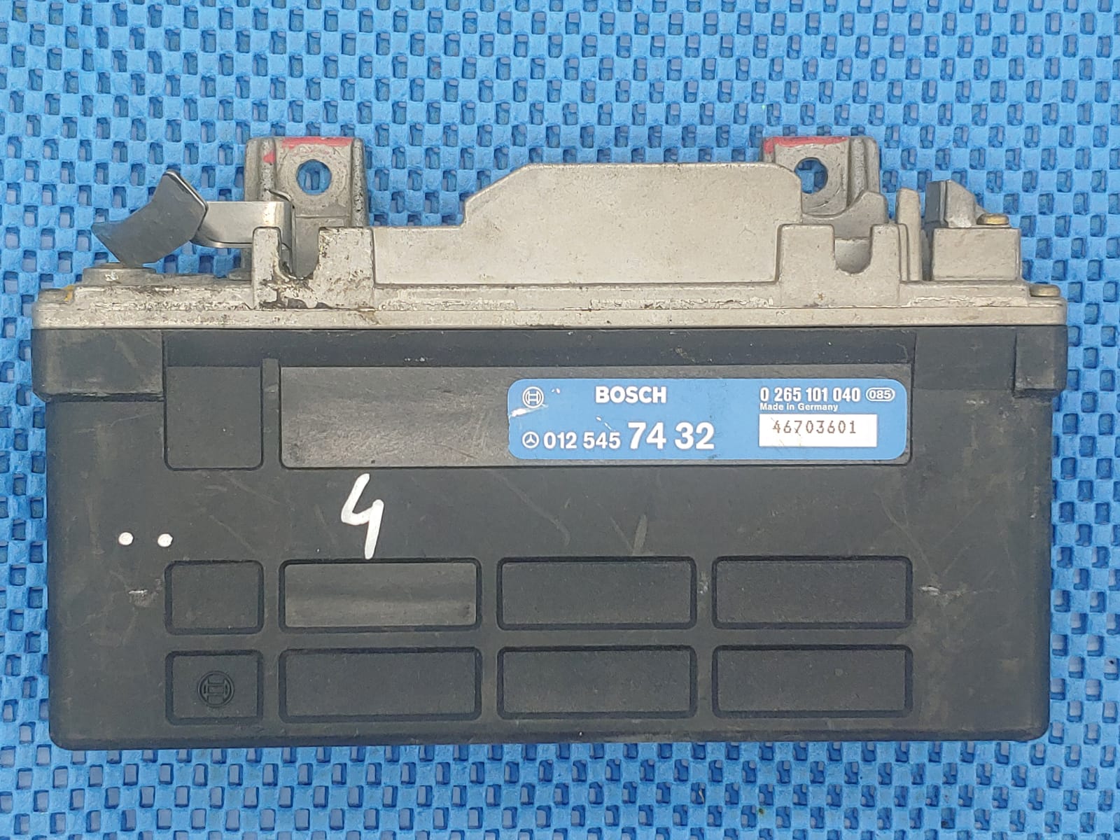 Mercedes C Class W202 ABS ECU Bosch 0125457432 0265101040