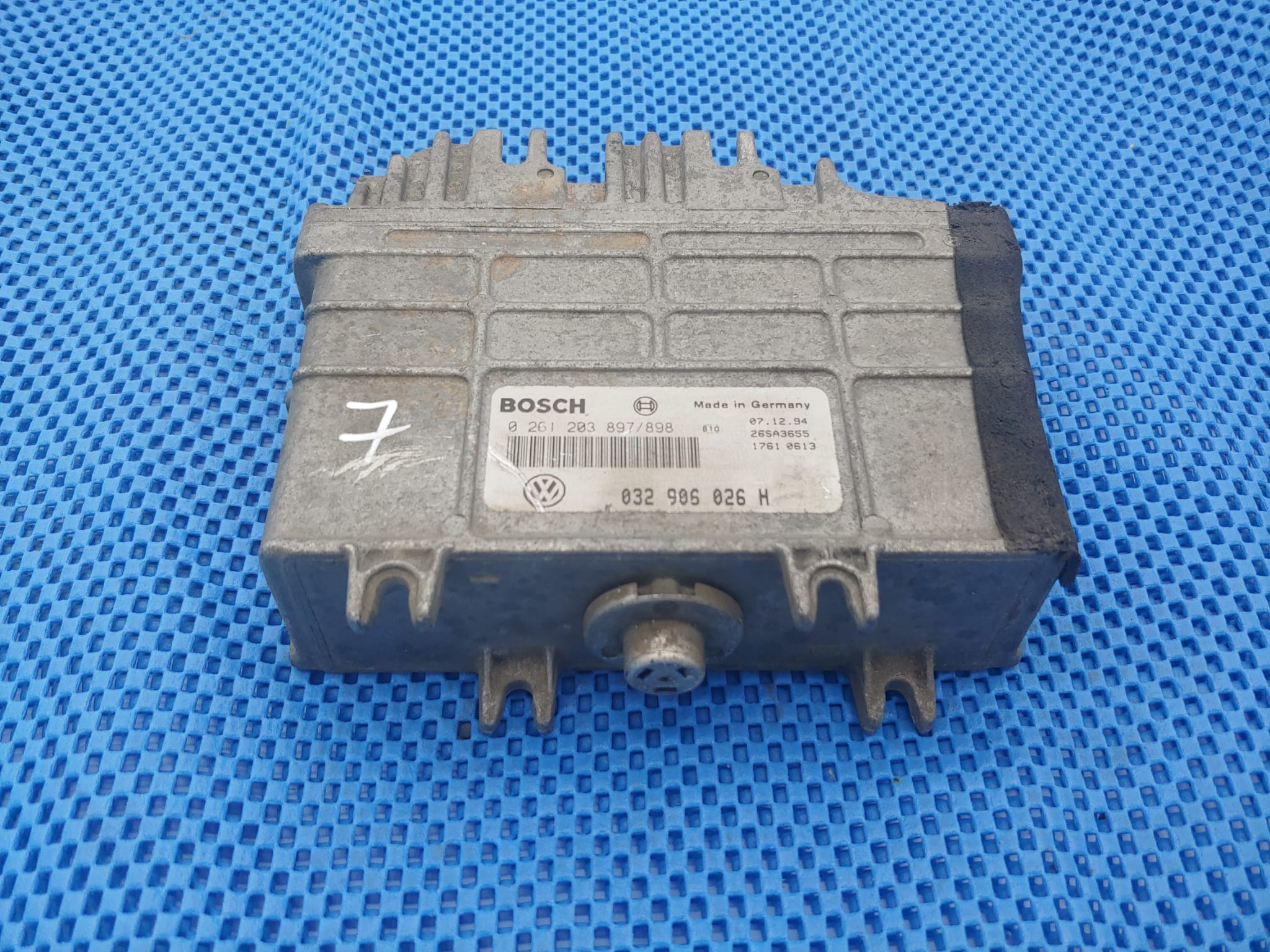 ECU VW POLO 1.6 0261203897/898 032906026H 0261203897 0261203898