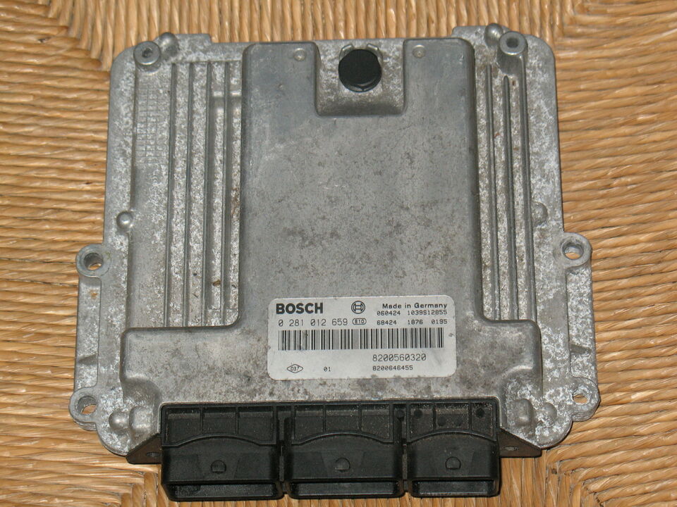 ECU RENAULT ESPACE 2.0 0281012659 8200560320 8200646455 EDC 16CP33-6.2