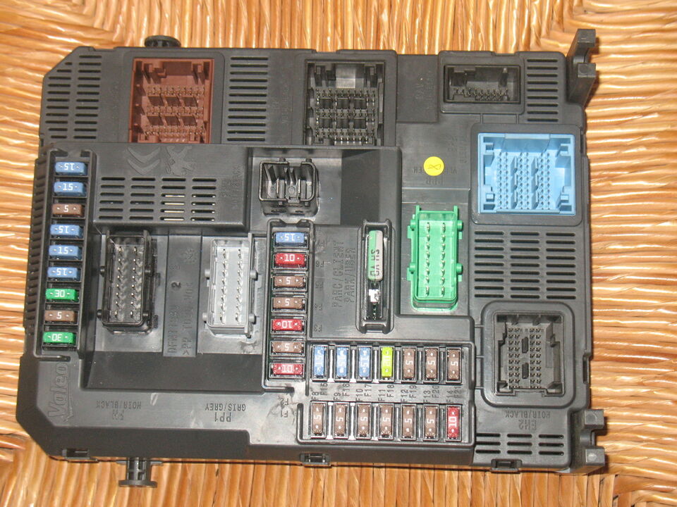 Body BSI N03 00 PSA VALEO PEUGEOT 208 9678355980 SW: E.00