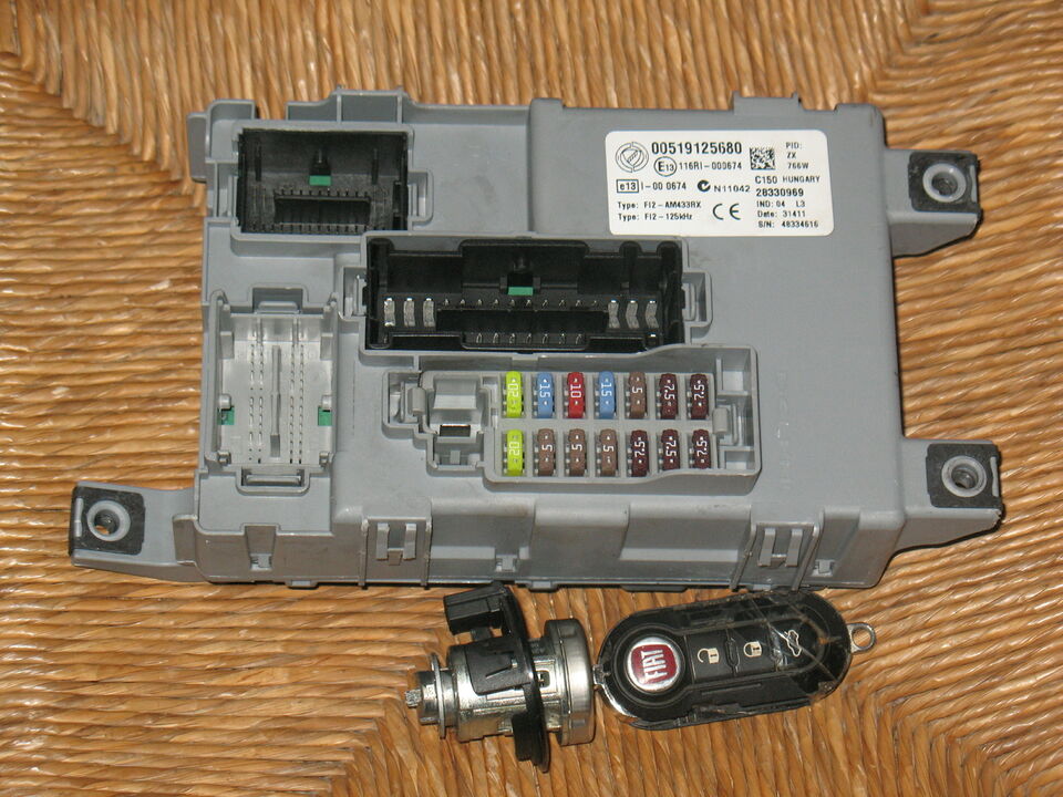 ECU BODY COMPUTER CHIAVE FIAT 500 00519125680 519125680 28330969