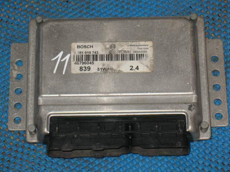 ECU FIAT LANCIA LYBRA 2.4 BOSCH 0281010743 46796045 EDC15C7-2.17