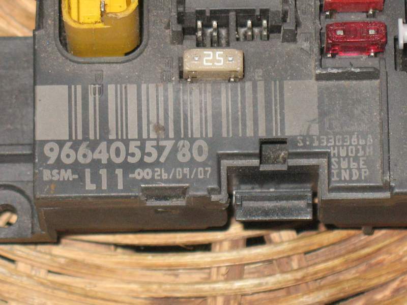 BODY PEUGEOT 207 1.6 HDI BSI 9664055780 BSM L11 fusibili