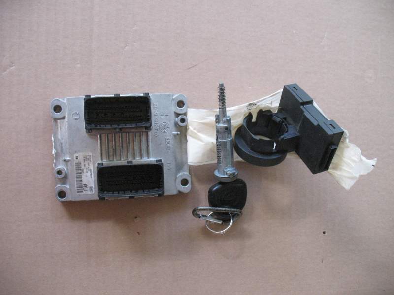 OPEL Agila 1.2 16V Z12XE CODE SET ECU Bosch 0261207426