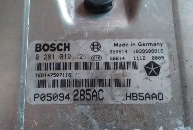 ECU CHRYSLER VOYAGER 2.8 CRD 0281012121 P05094285AC HB5AAO