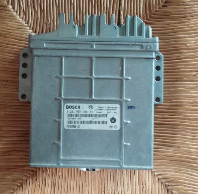 Ecu centralina chrysler voyager 2.5 0281001708 p04686661ac