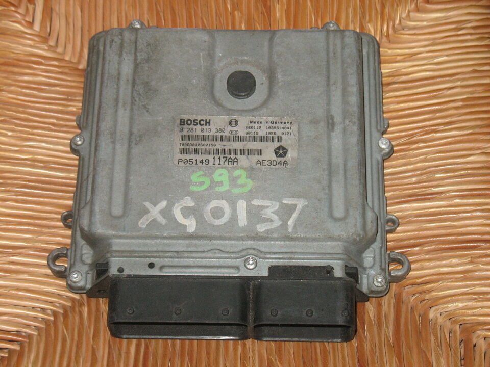 ECU CHRYSLER 300C 3.0 CRD 0281013380 P05149117AA EDC16CP31 8.45