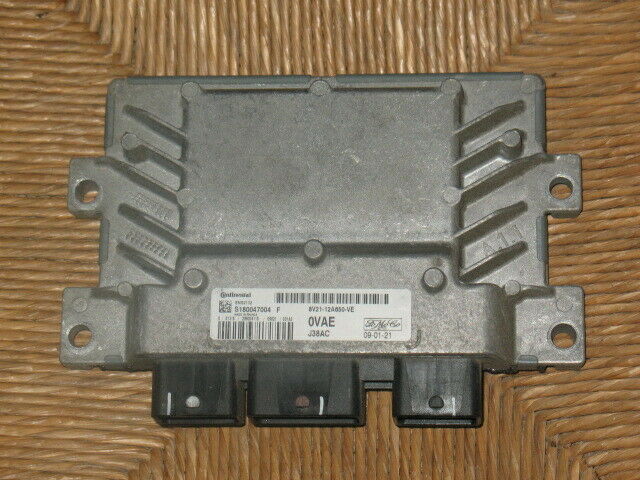 ECU FORD FIESTA 1.4 S180047004F 8V2112A650VE EMS2102 0VAE
