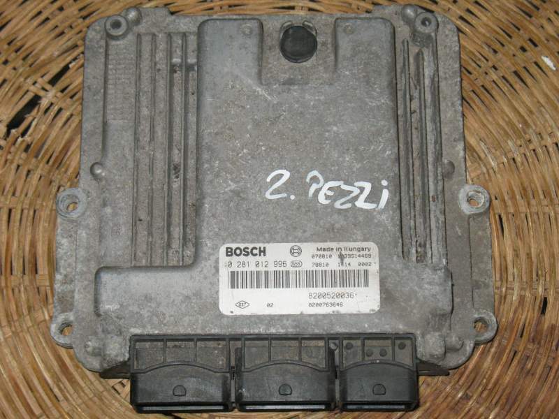 Ecu Renault Espace 2.0DCI BOSCH EDC 16CP33-6.1 0281012996 8200520036