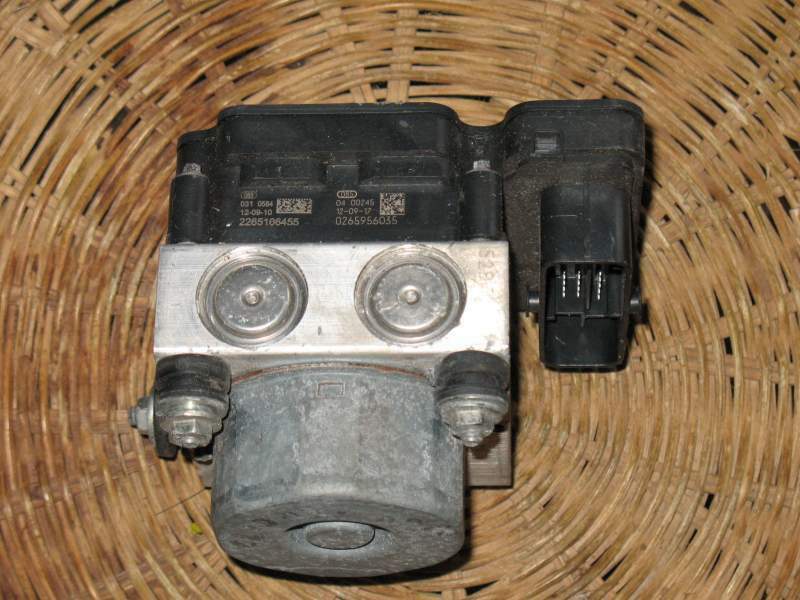 ABS Renault Clio IV 2014 BOSCH 0265956035 476608428R 2265106455