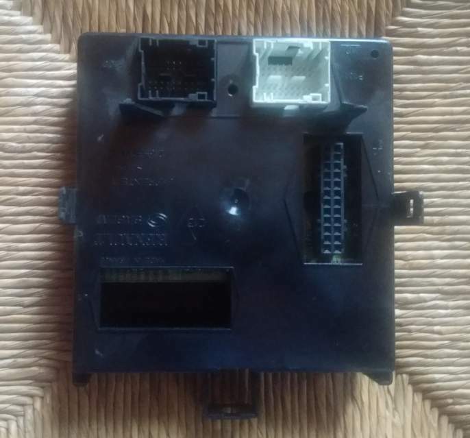 ECU Porta Fusibili Renault Laguna 2 1.9 .55RDF2049 8200190269