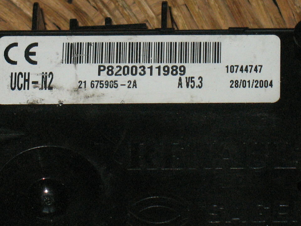 BSI RENAULT CLIO II P8200311989 Sagem 216759052SA UCH-N2