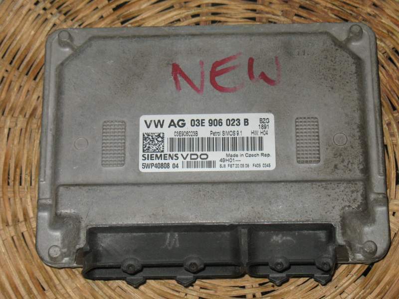 ECU VW POLO 1.2 SIEMENS VDO 5WP4080804 03E 906 023 B 03E906023B
