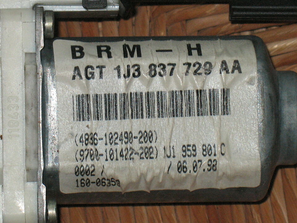 MOTORINO Alzavetro anteriore sinistro VW GOLF TDI 1J3837729AA