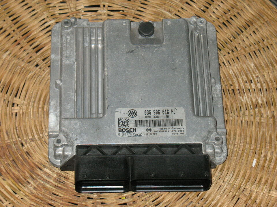 VW GOLF 2.0 TDI BKD 03G906016HJ BOSCH 0281012253 EDC 16U1-5.41