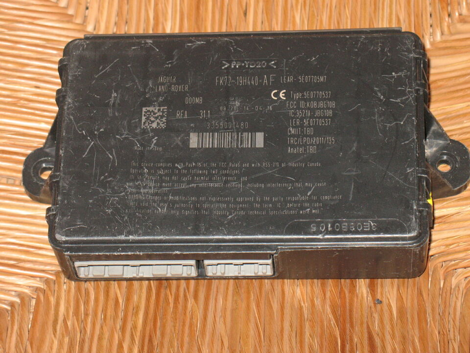 Jaguar XE RANGE ROVER EVOQUE 2.2 D FK7219H440AF 5E07705M7