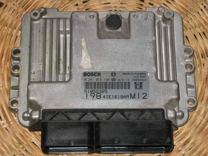 ECU BRAVO 1.6 MJTD BOSCH 0281016198 EDC16C39 51852325