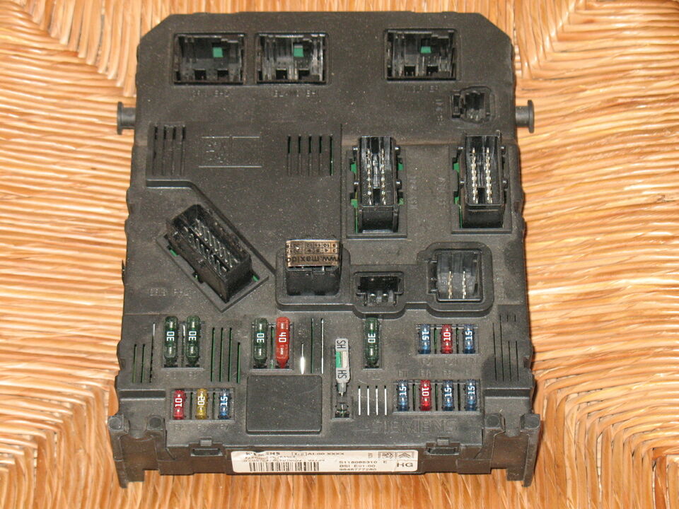 PEUGEOT 206 Fuse Siemens BSI S118085310 E 9646777280 BSI E01-00