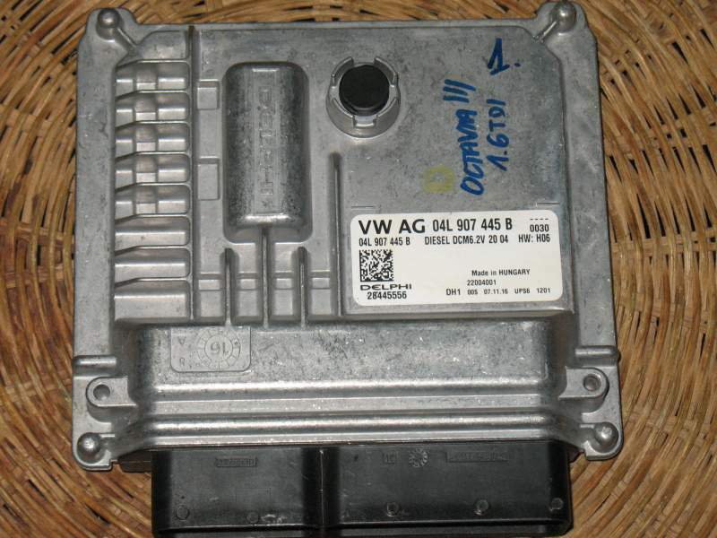 Ecu vw golf mk7 1.6 tdi 04L907445B delphi 28445556 DCM6.2V