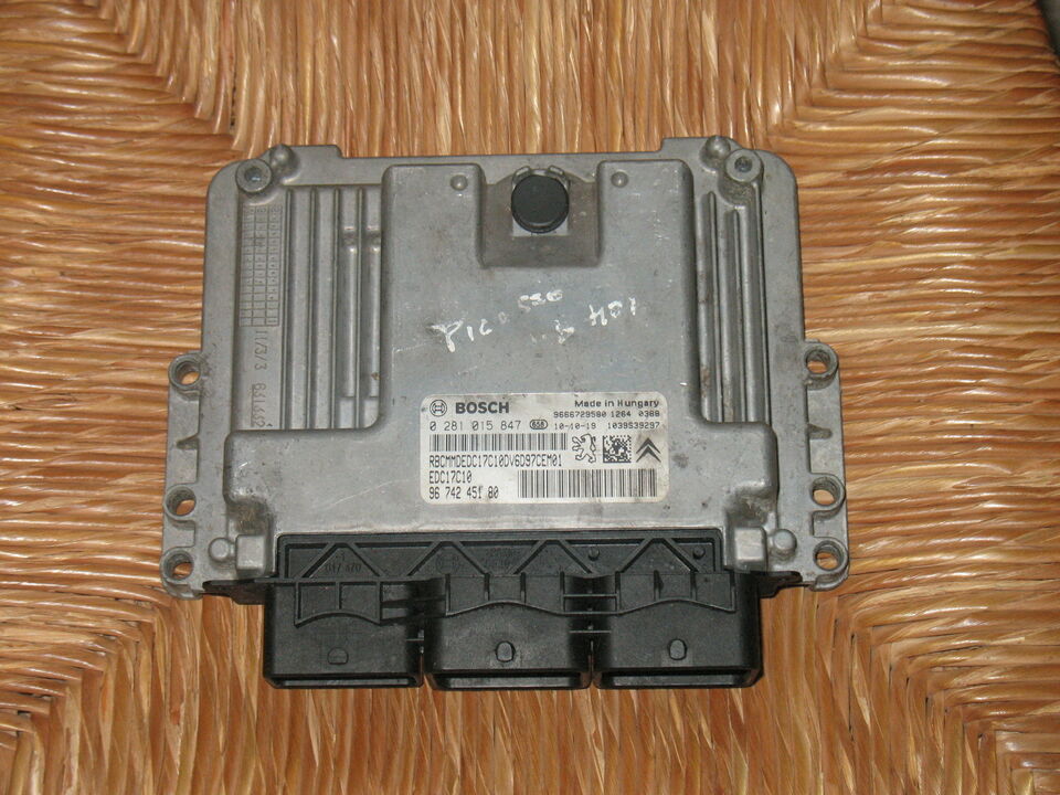 CITROEN PEUGEOT 1.6 0281015847 9674245180 9666729580 EDC17C10