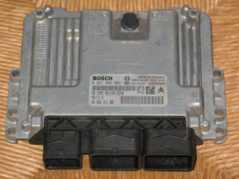 ECU 207 308 1.4 16V 9665291180 9663193780 0261S04009 MEV17 4