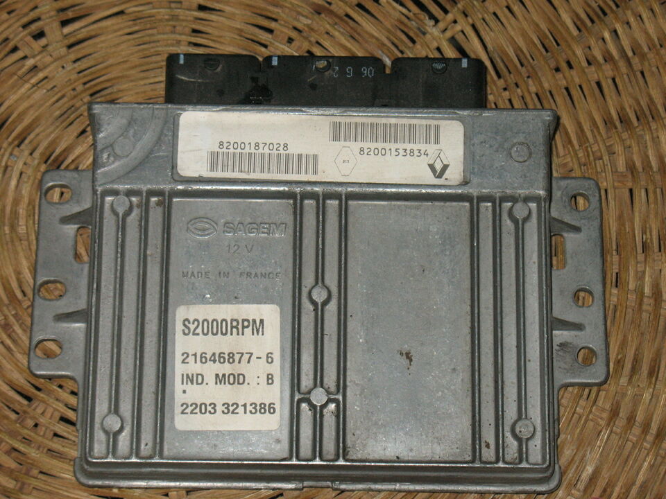 ECU RENAULT Clio 1.2L Sagem 8200187028 820015383 S2000 S2000RPM