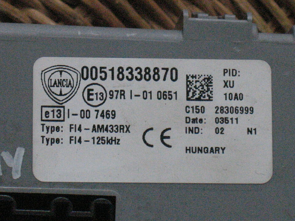 Lancia ypsilon body computer 00518338870 518338870 blu