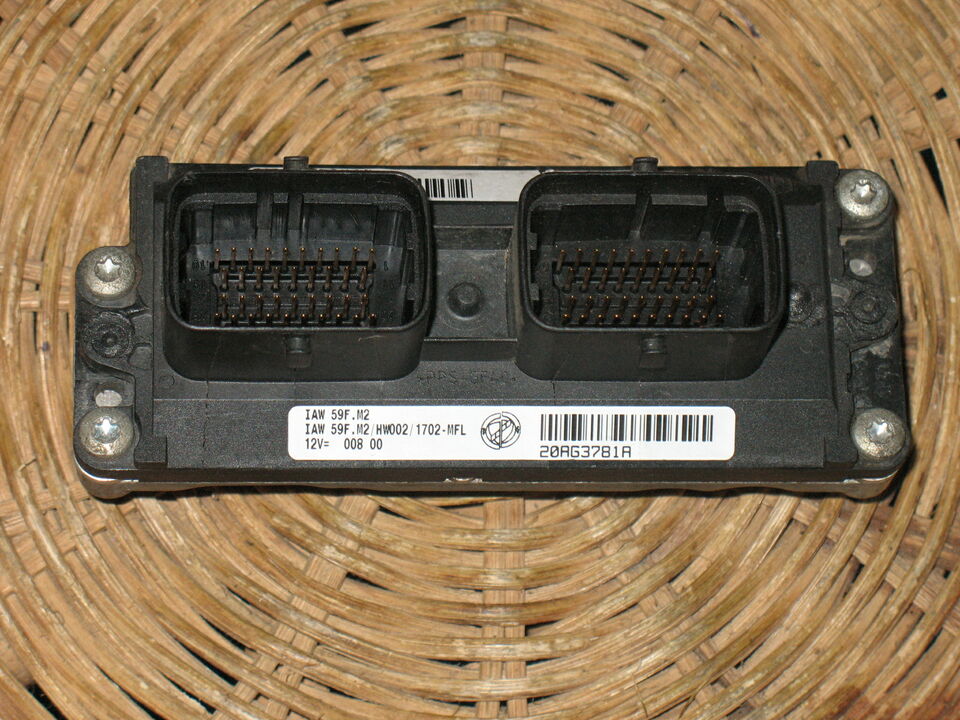 Centralina motore fiat punto 1.2 188 iaw59fm2 hw002 Vergine