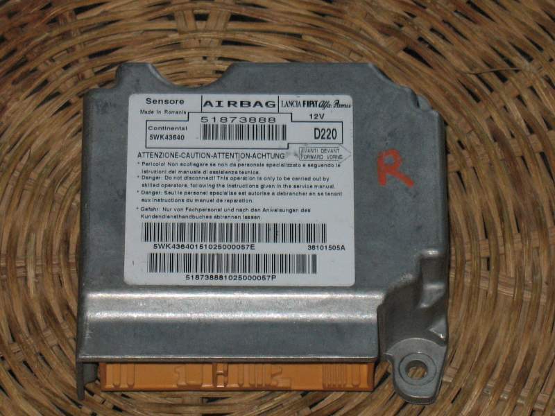 Ecu Airbag Fiat Bravo airbag 95320 51873888 Continental 5WK43640
