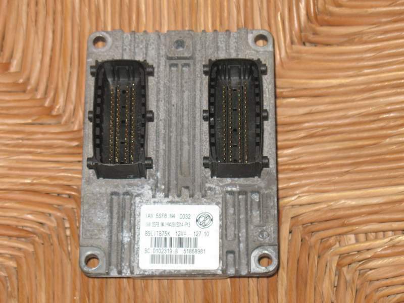 Ecu FIAT PANDA FIAT 500 hw409 IAW 5SF8.M4 HW409 51868981 IAW 5SF8 51899838