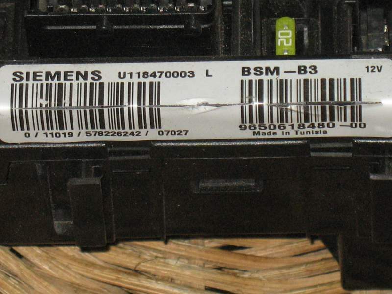 Peugeot citroen c2 bsm b3 fuse box module siemens 9650618480