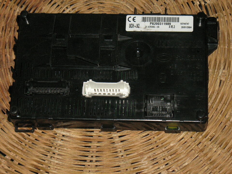 BSI RENAULT CLIO II P8200311989 Sagem 216759052SA UCH-N2