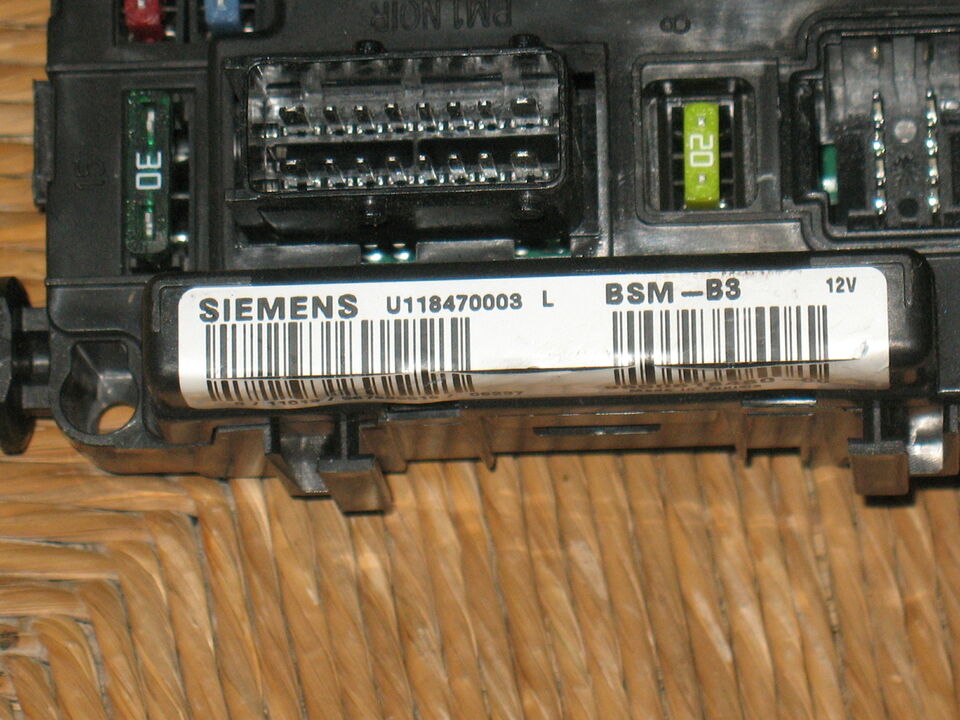 BODY FUSIBILI Citroen Xsara SIEMENS 9650618480 - 00 U118470003L