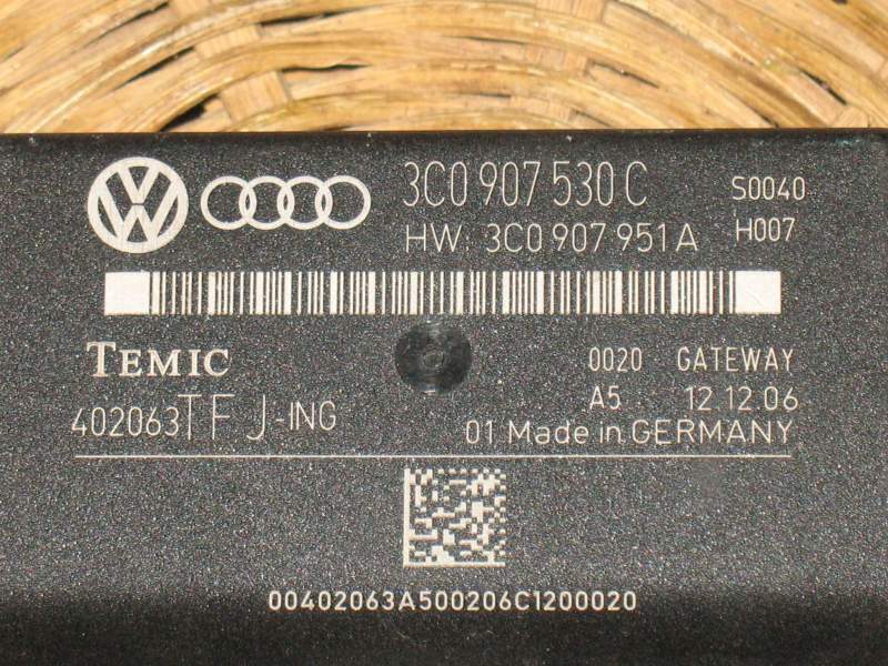 VW PASSAT TEMIC 402063 TFJ-ING B6 05-10 3C0907530C HW 3C0907951A