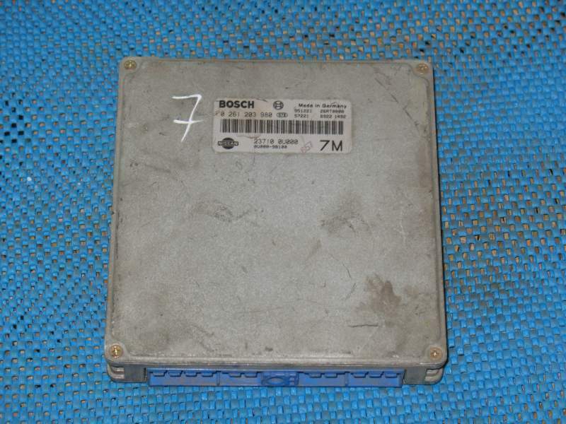 ECU centralina motore NISSAN MICRA 1.3 0261203980 M 1.9.5 bosch