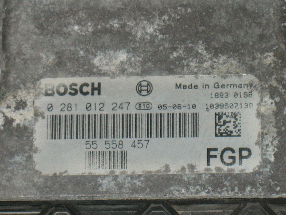 CENTRALINA MOTORE SAAB 93 1.9 TID BOSCH 0281012247 55558457  EDC16C9-3.81