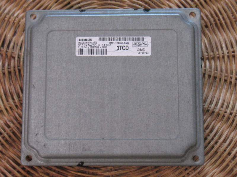 FOCUS 1.6 ECU 7M51-12A650-AGD 3TCD S118934203D SIM28