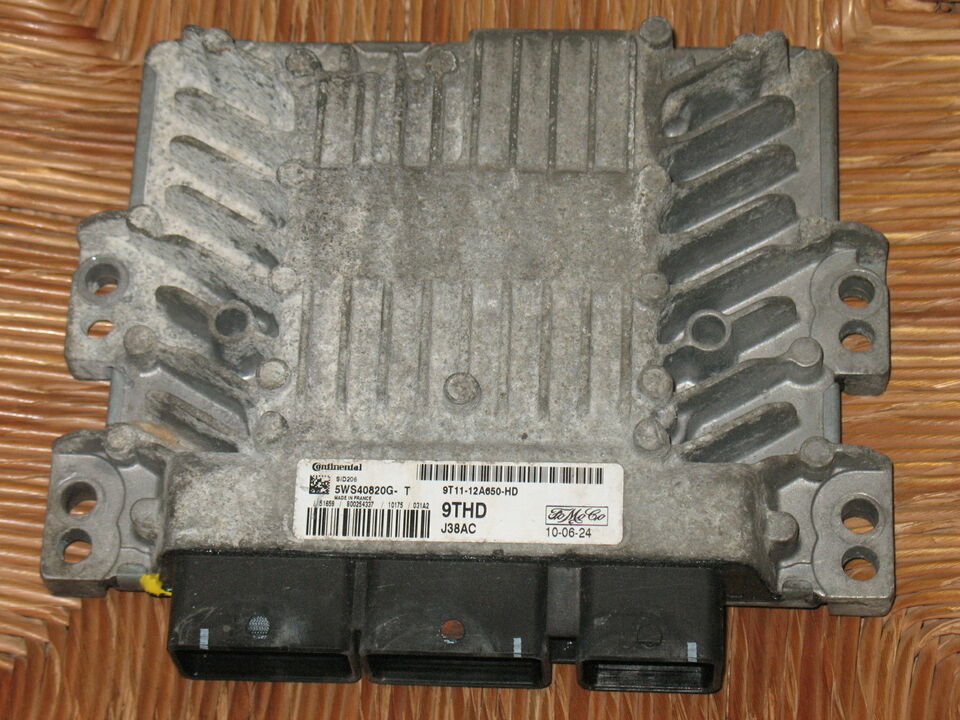 TRANSIT Connect 1.8 TDCi SID206 ECU 5WS40820G-T 9T11 12A650 9THD CONTINENTAL